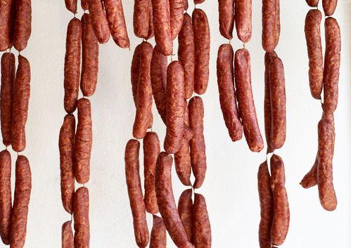 爆料香肠加工视频教程,跟随视频教程学做美味香肠